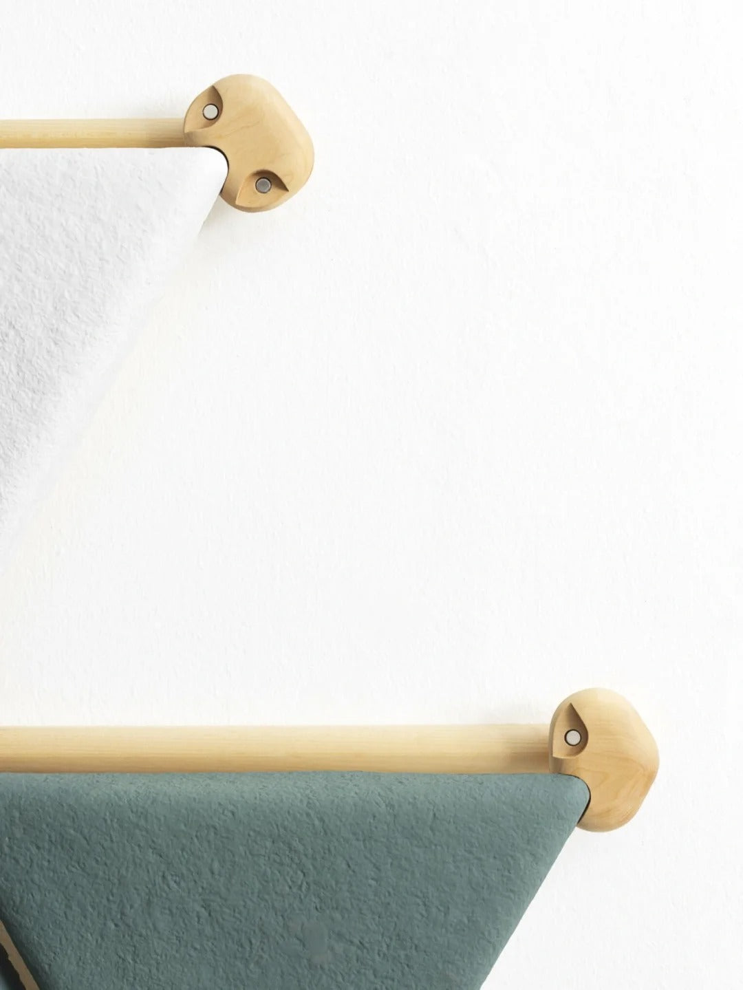 Mycelium Acoustic Panel – Modular Triangle System