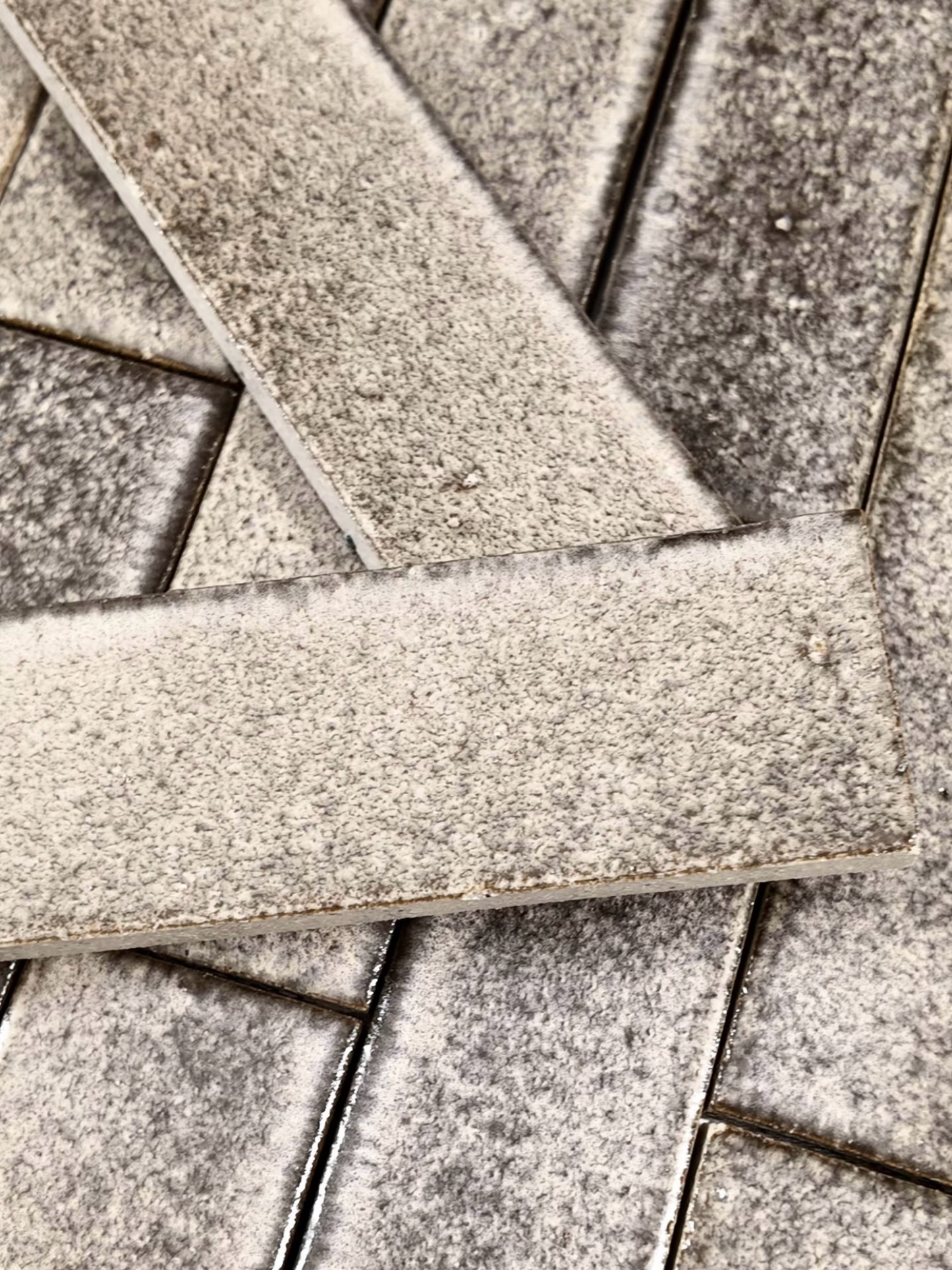 Frosted Metal Strip Tile