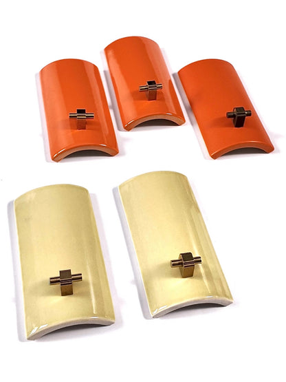 Arc Hook Ceramic Wall Tile