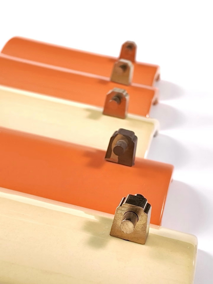 Arc Hook Ceramic Wall Tile