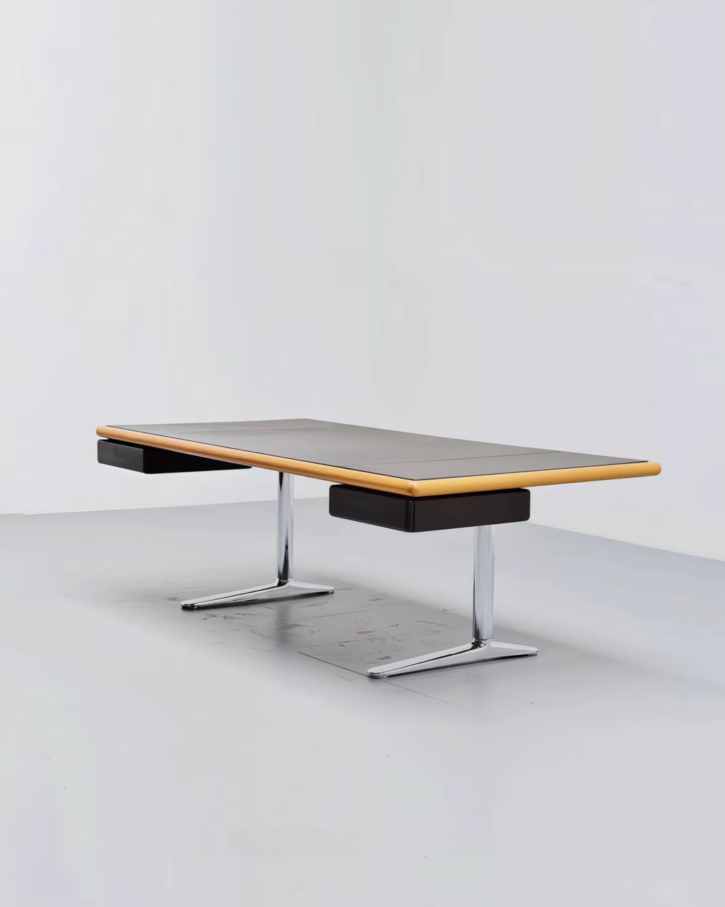 Axis Executive Desk