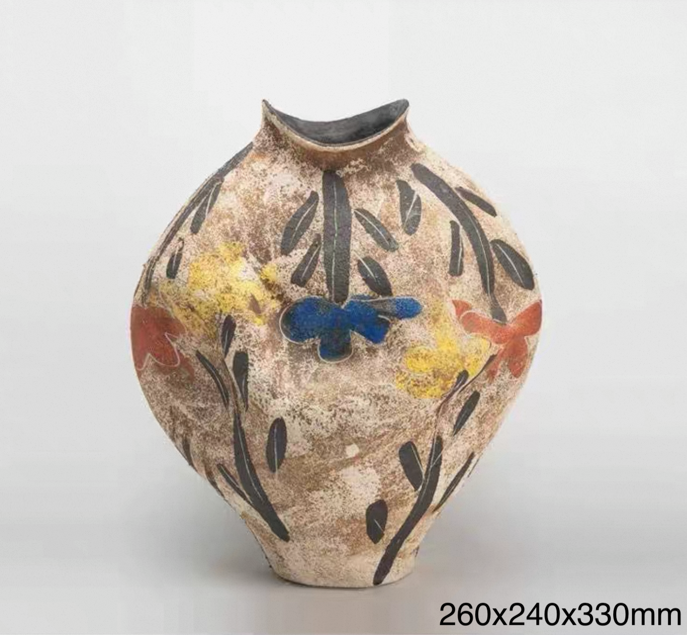 Wild Garden Motif Sculptural Vase