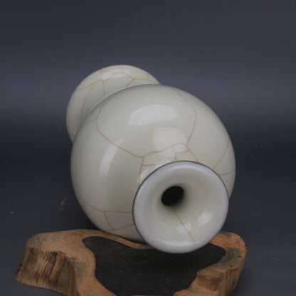 Crackle Glaze Meiping Vase