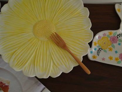 Bunny Daisy Cake Stand