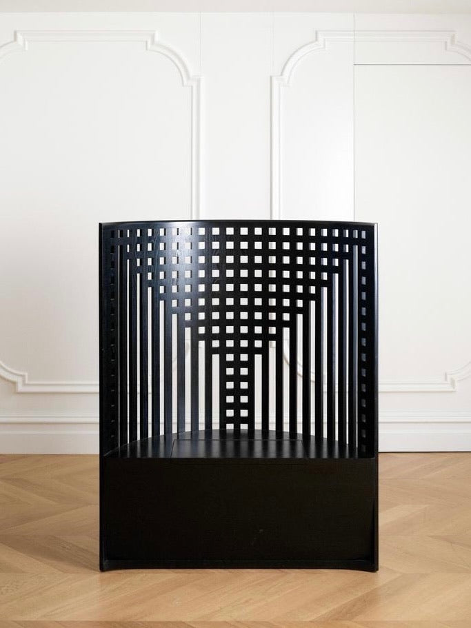 The “Willow 1” Chair