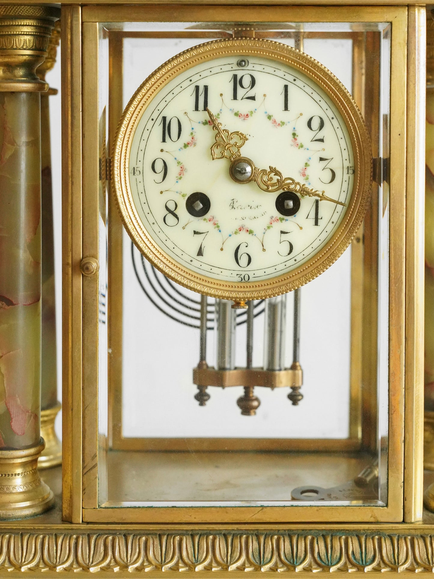 Gilt-Bronze and Agate Fireplace Clock with Bronze Lion