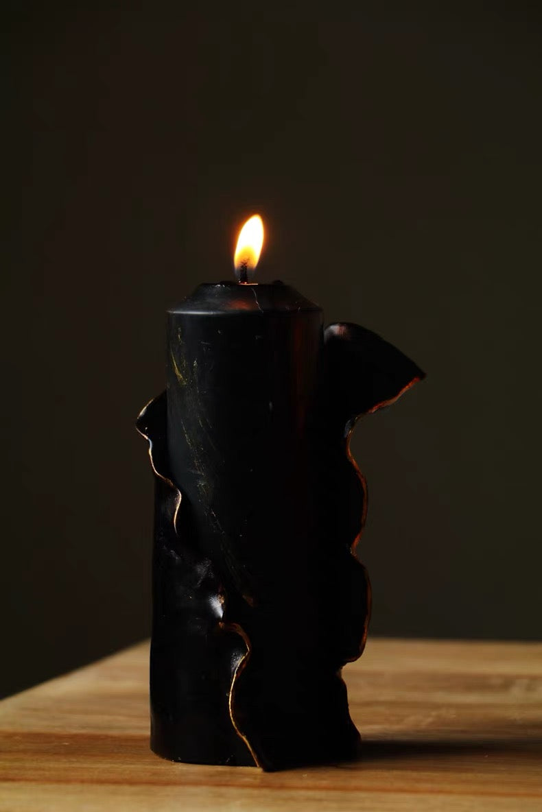 Nuit Noire Sculptural Candles
