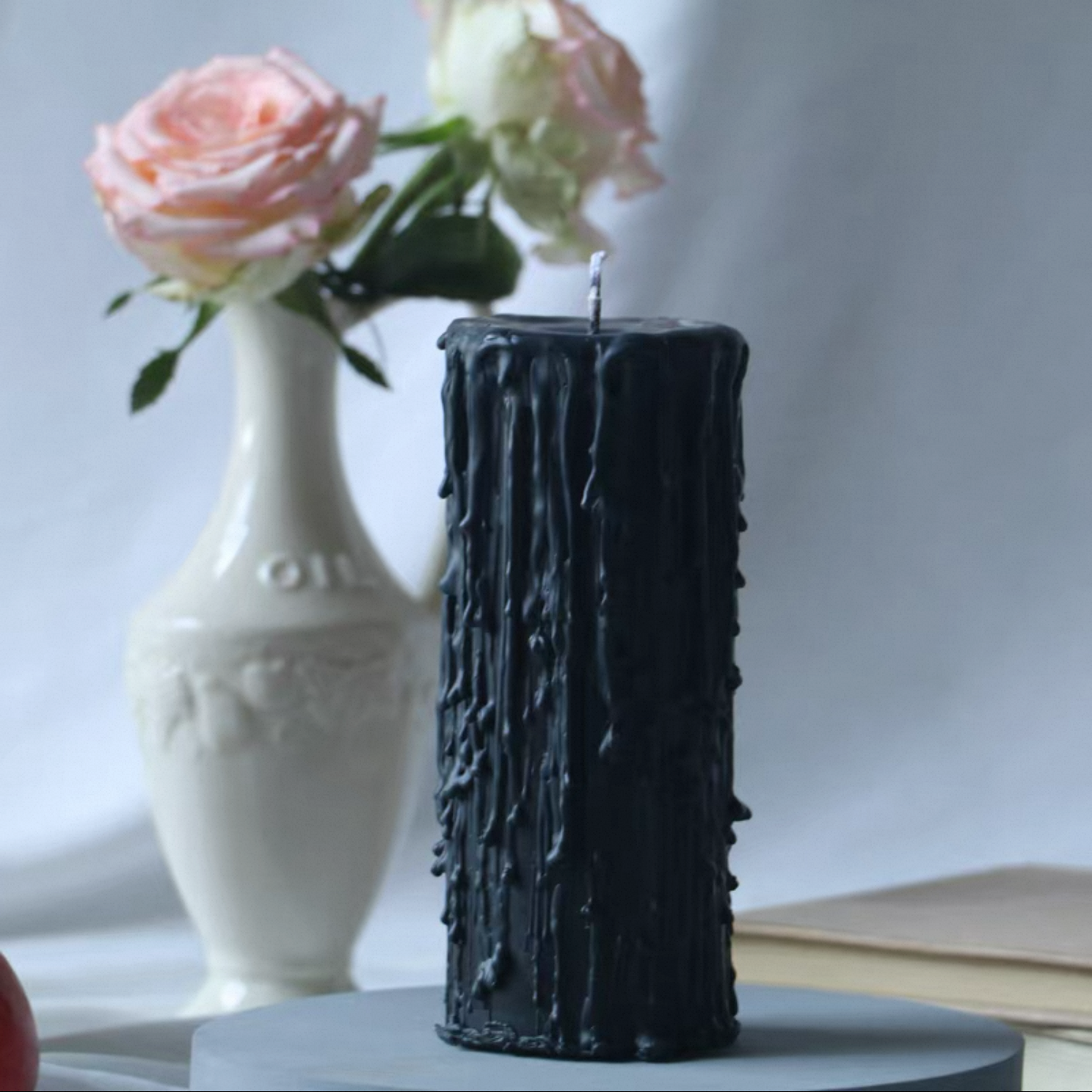 Nuit Noire Sculptural Candles