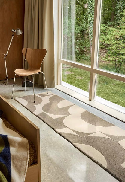 Petaline Handwoven Rug – Taupe Ivory