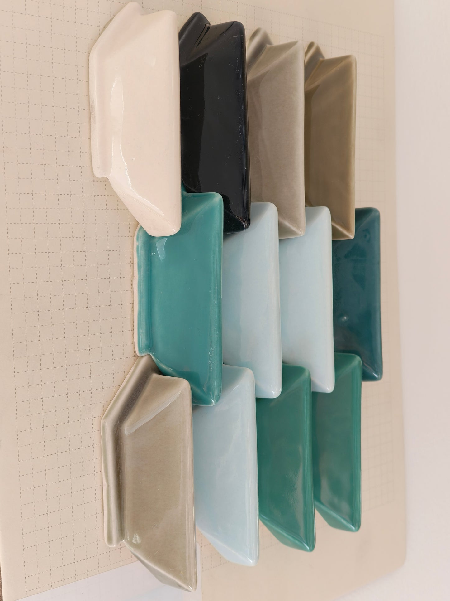 Contour Ridge Tile (B)