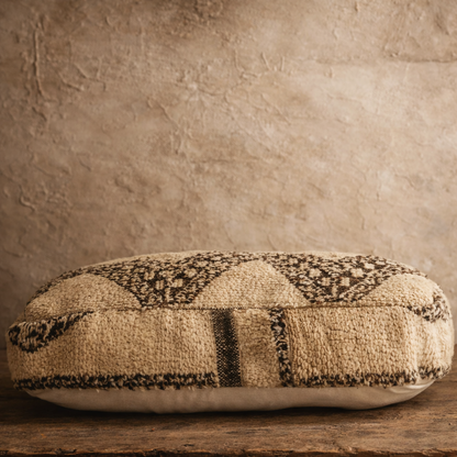 Atlas Vintage Moroccan Wool Dog Bed