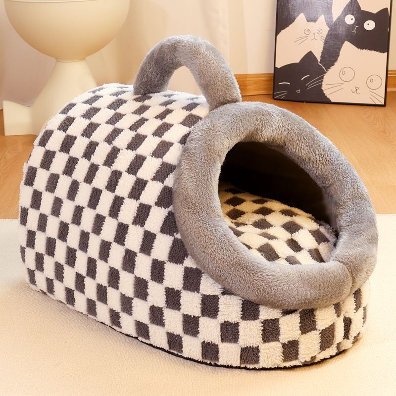 Cozy Checkered Pet Bed with Handle